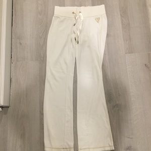 WHITE SWEAT PANTS